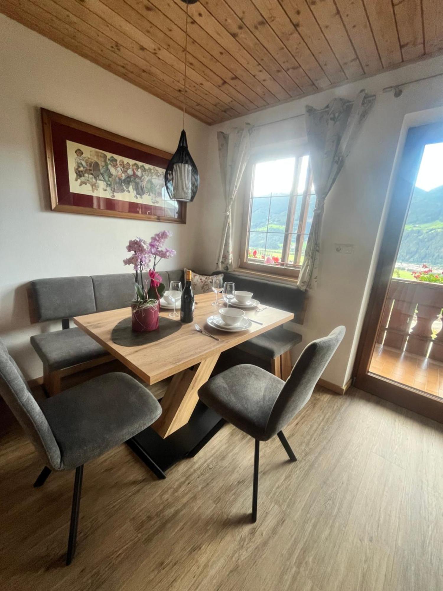 Stroblhof Apartment Vipiteno Luaran gambar